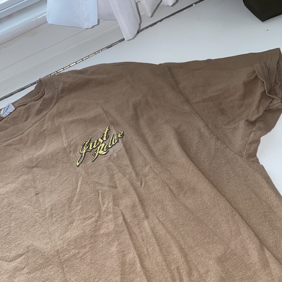 Graphic Tee - Picture 3 of 4